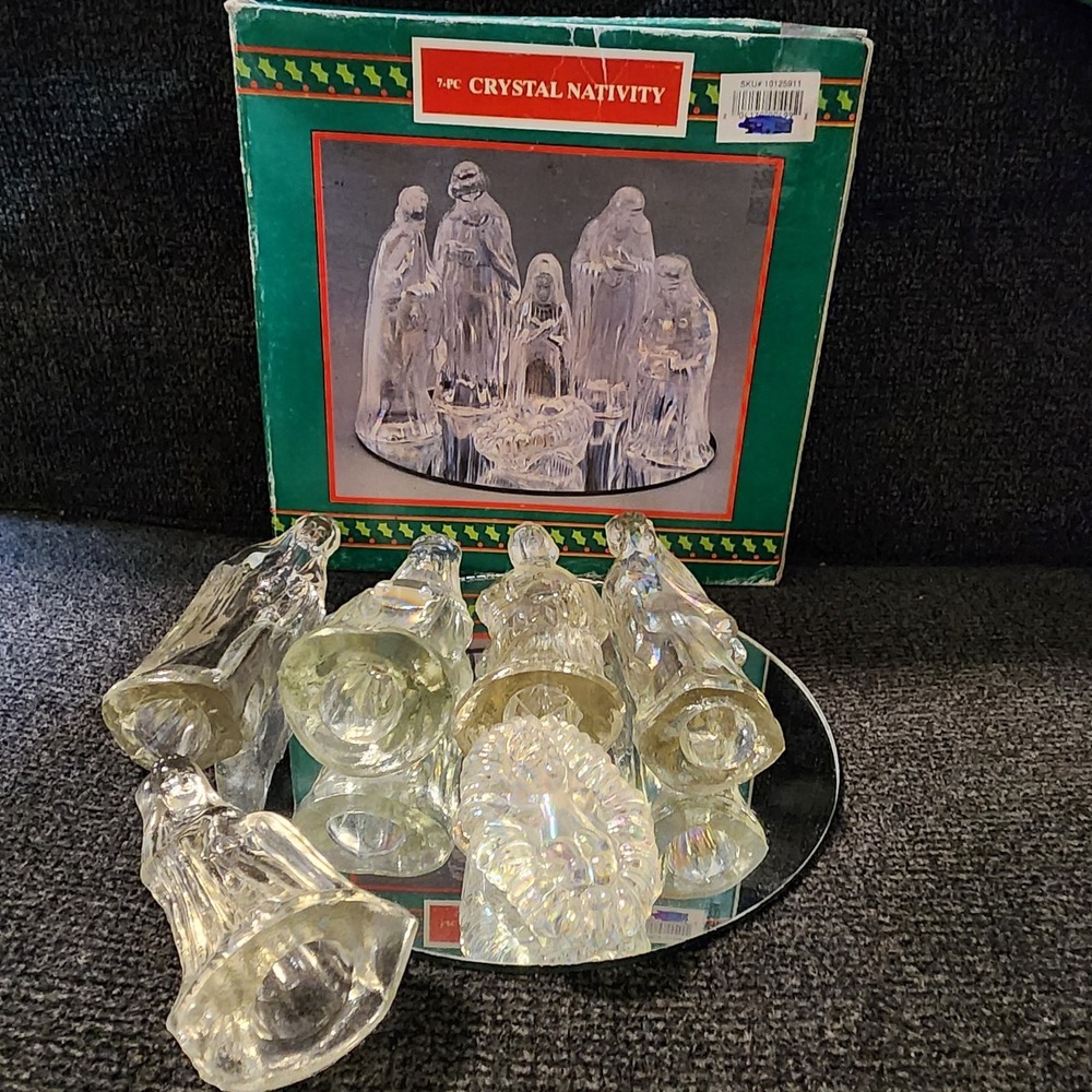 Wrst Coast Liquidators Crystaled Nativity Set  #10125911‎ Original Box